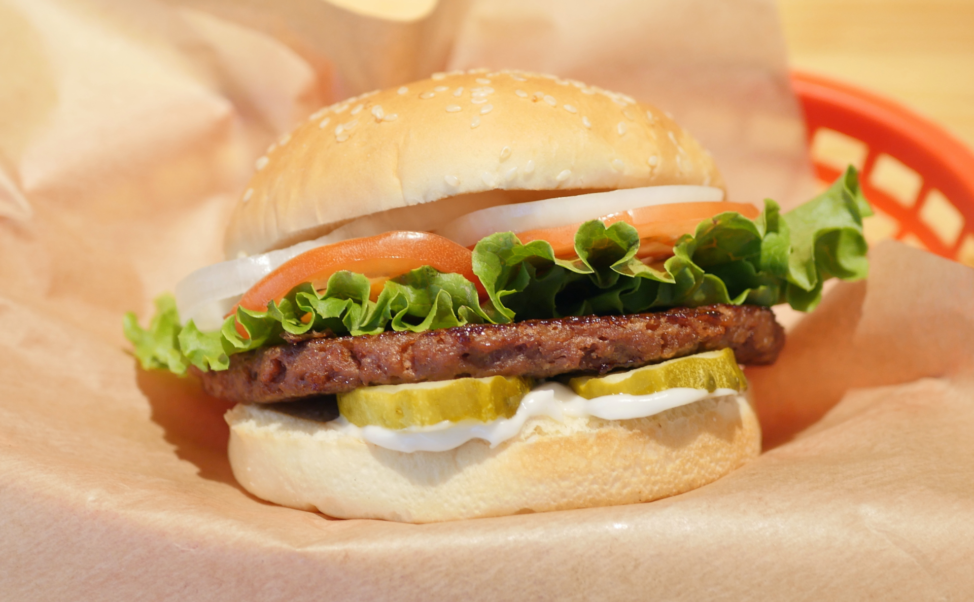 Deluxe Burger - Santana&amp;#39;s Vegan Grill